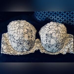 Victoria’s Secret Dream Angels Strapless Push-Up Bra 34C